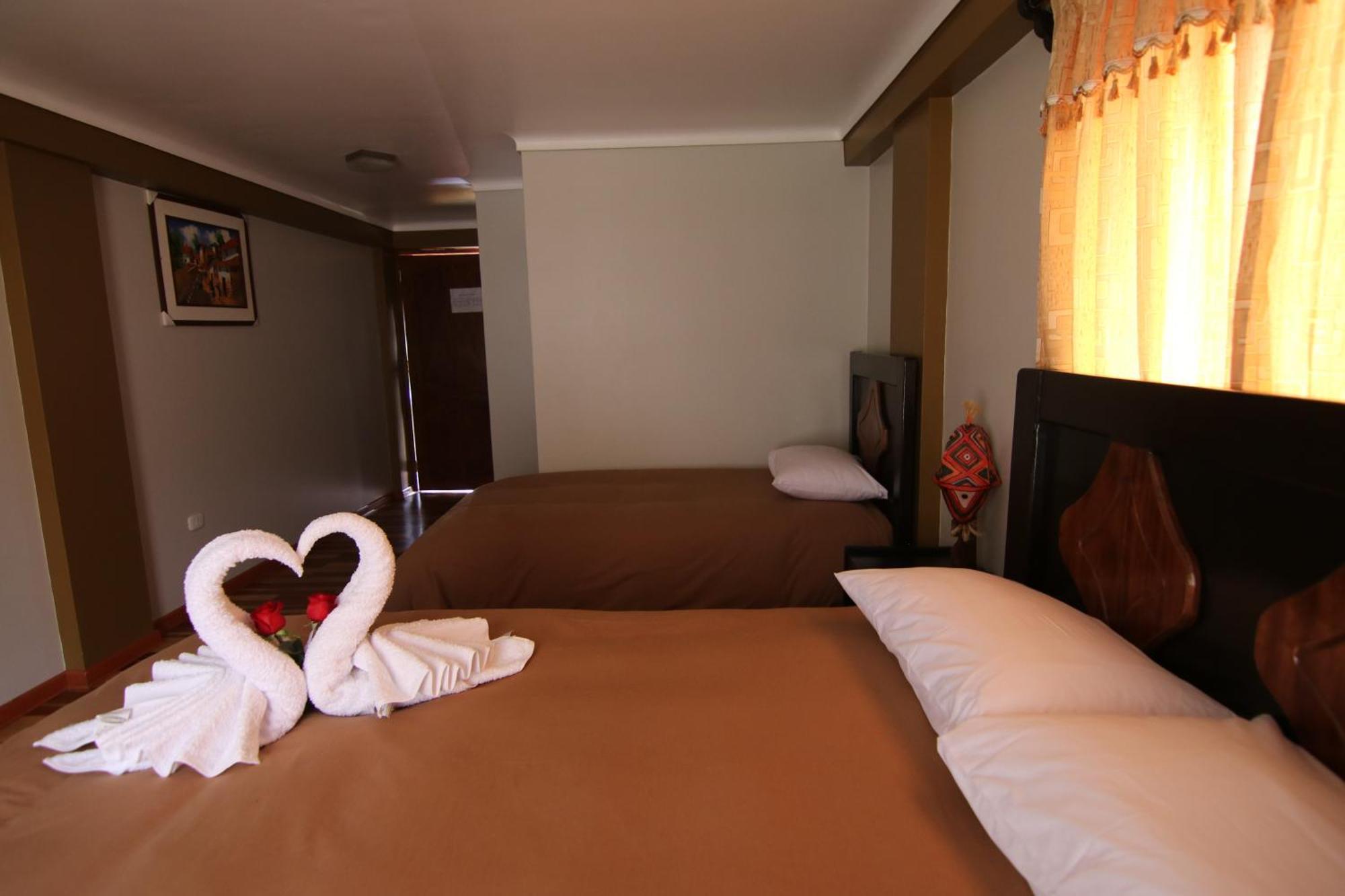 Tunupa Lodge Hotel Ollantaytambo Esterno foto