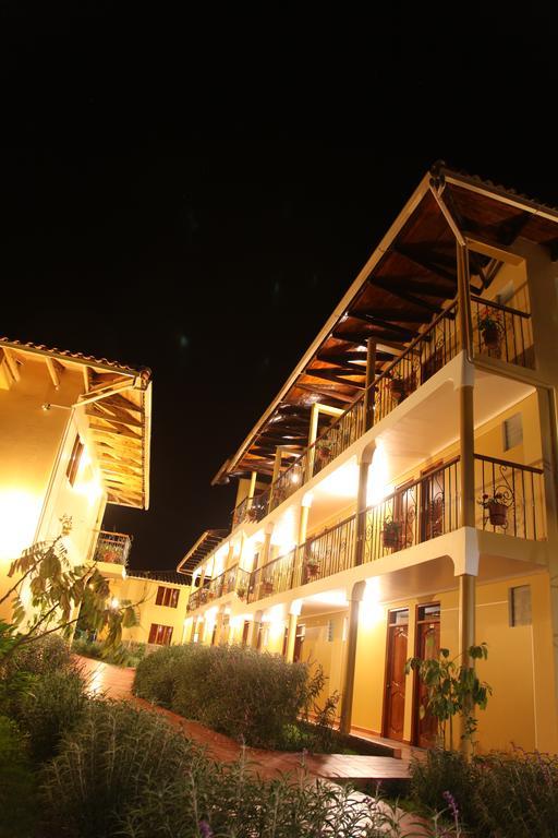 Tunupa Lodge Hotel Ollantaytambo Esterno foto