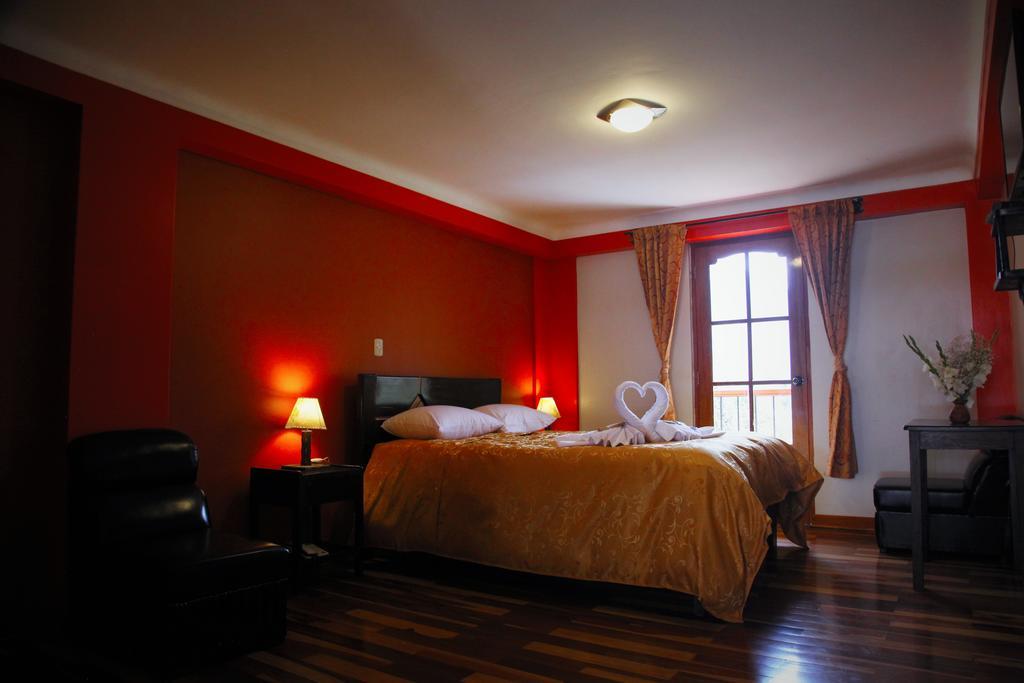 Tunupa Lodge Hotel Ollantaytambo Esterno foto