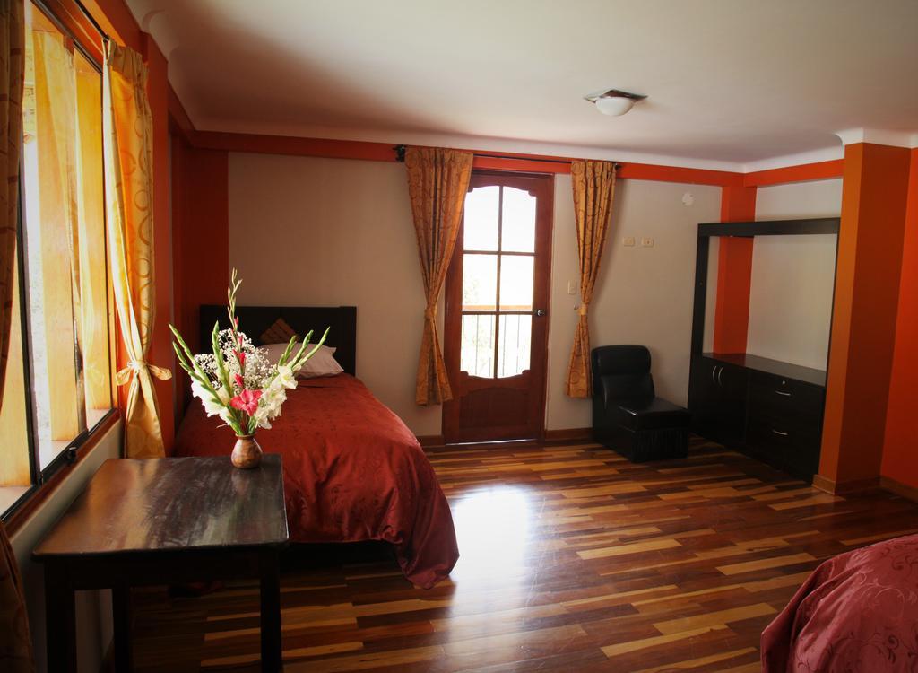 Tunupa Lodge Hotel Ollantaytambo Esterno foto